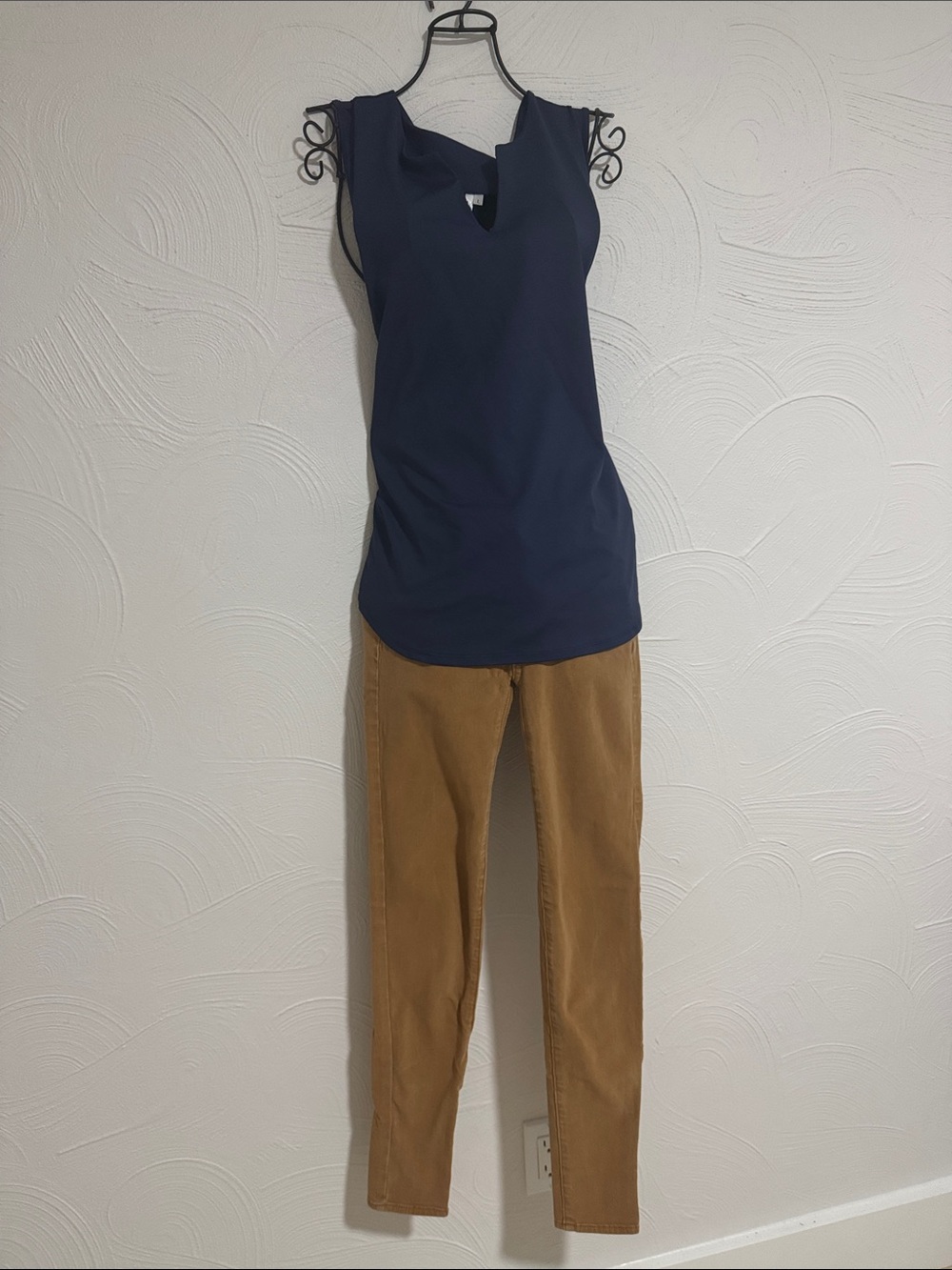 Lulu-B Navy Sleeveless Top with Keyhole Detail